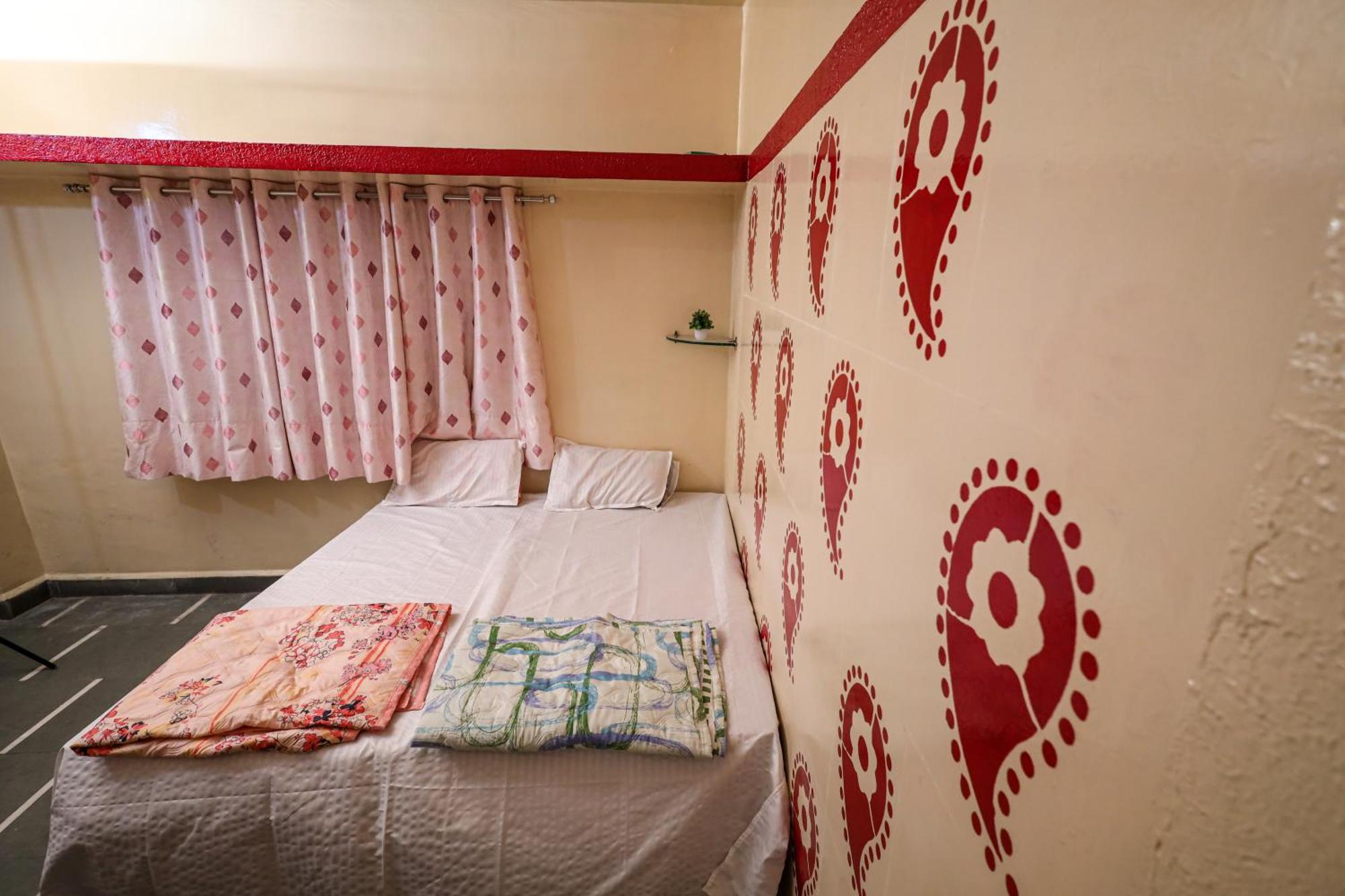 Rai Guest House Ujjain Extérieur photo